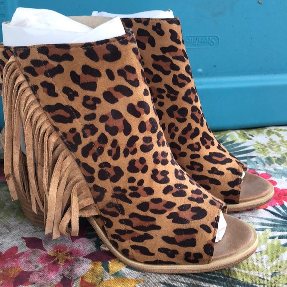 Animal print & Fringe - Picture 1 of 1